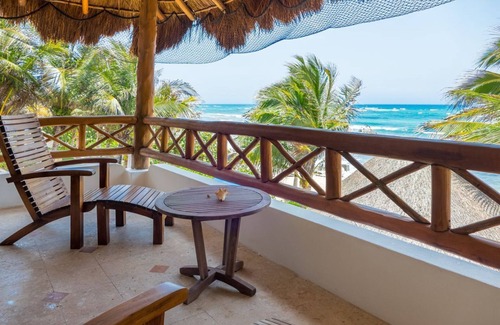 Akumal Villa | Casa Magica, Jade Bay Akumal, ¡Magnífica villa frente al mar!