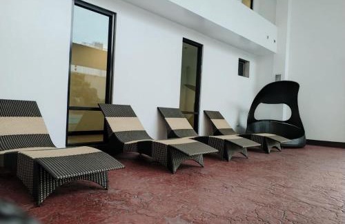 Pio del Pilar Apartamento | Casa Makati