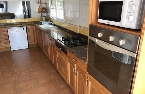 La Pobla de Vallbona Chalet De Esquí | Casa Mallaeta, la vivienda perfecta para desconectar y descansar con la familia