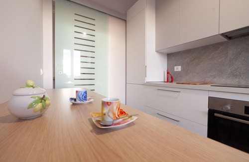 Bergamo Apartamento | Casa Margherita Nuovo Appartamento con Balcone al 3° Piano con Ascensore