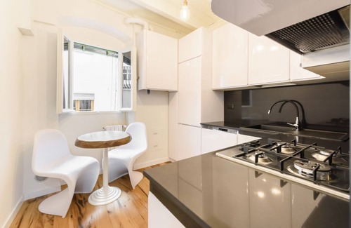 Santo Spirito Apartamento | Casa Maria in Florence by Mmega