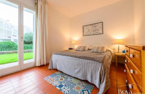 Cadaques Casa | Casa Maria Sol- jardín I vistas al mar I 4 habitaciones I parking I BBQ