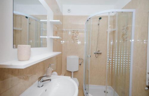 Baile Herculane Casa | Casa Marica