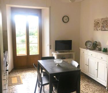 La Villa Apartamento | Casa Marina - appartamento sulla Via Francigena, vicino a Monteriggioni