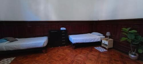 Downtown Santiago Hotel | Casa Marina Huérfanos