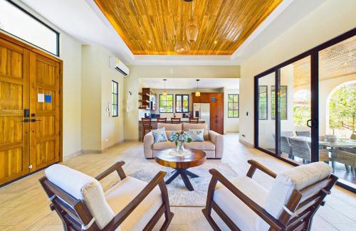 Brasilito Casa | Casa Mariposa-New Home-Near Beautiful Beaches