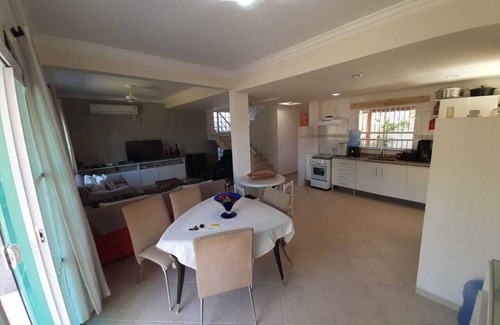 Mariscal Casa | Casa Mariscal with pool and large backyard - Agata