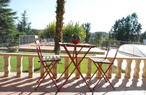 Teruel Casa | Casa Martín, casa con jardín pensada para familias