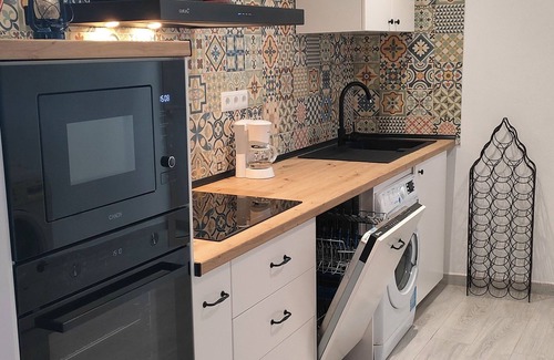 Cutar Cabaña | CASA MARUJA WIFI FIBRA 300 MB & JACUZZI A 2 KM DE BENAMARGOSA.