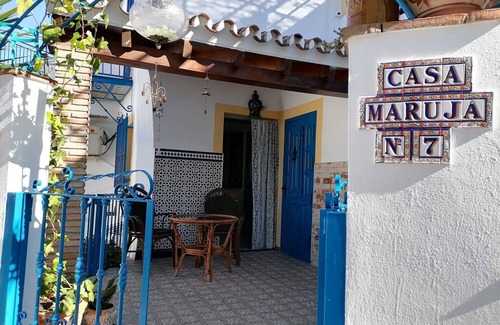 Cutar Cabaña | CASA MARUJA WIFI FIBRA 300 MB & JACUZZI A 2 KM DE BENAMARGOSA.