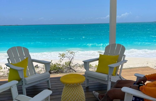 Jimmy Hill Casa | Casa Mary : The Ultimate Luxury Beachfront Home in the Exumas