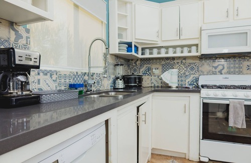 Laguna Shores Casa | Casa Maryann (Laguna Shores) 3 Rec 3 Baños By FMI Rentals