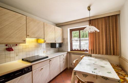 Selva di Val Gardena Apartamento | Casa Matie