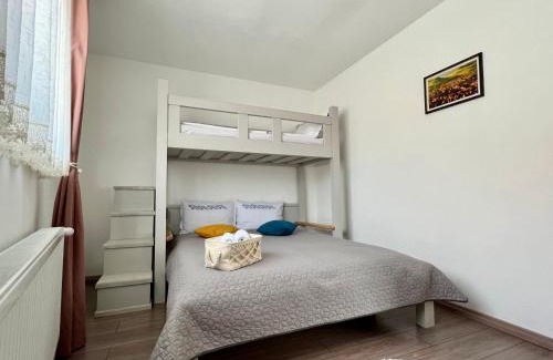 Zarnesti Casa | Casa Matteo - Rustic & cosy getaway in Zărnești