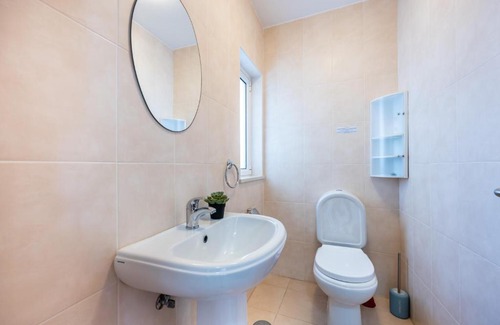 Aljezur Villa | Casa May - Spacious family home with great outdoors!