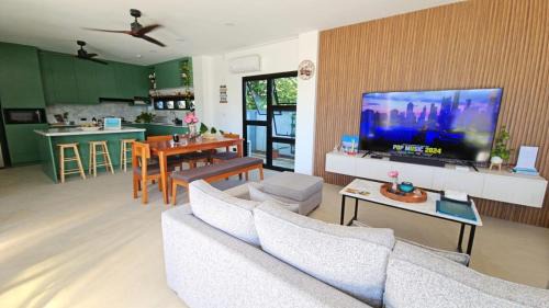 Tawala Villa | Casa Mel Mar Luxurious 3BR 3FullBR Villa with Pool