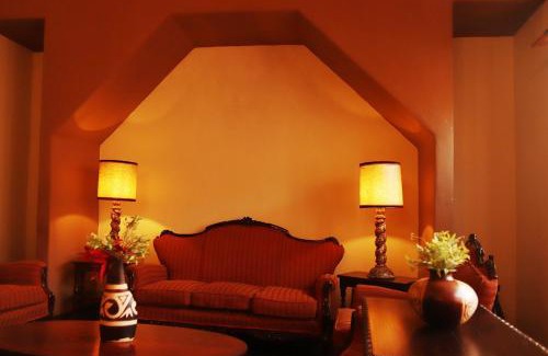 Puerto Inca Hotel | Casa Mendoza Inn
