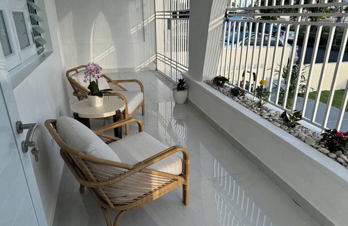 Sabana Llana Norte Casa | Casa Mi Luz Ilumina tu Estancia con Elegancia y Confort en San Juan