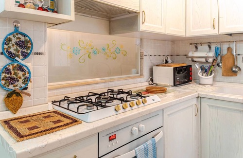 Arenella Apartamento | "Casa Mia Vacanze Napoli" Comfort and tranquility Close to the Center and Metro1!