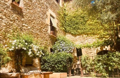 Sant Jordi Desvalls Cama Y Desayuno | Casa Migdia
