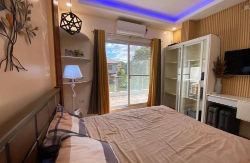 Trece Martires Casa | Casa MiKulai