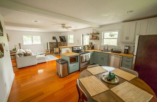 Kerhonkson Casa | Casa Minnewaska Newly Renovated 5 acres & secluded