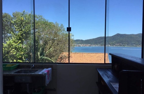 Florianopolis Casa | Casa Mirante da Lagoa, casa con una hermosa vista de la Lagoa da Conceição.