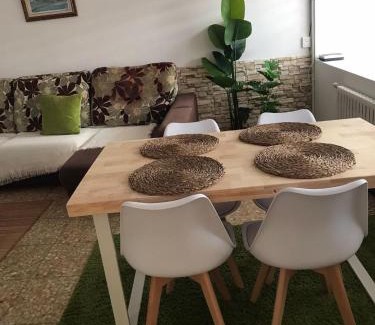 Cee Casa | Casa Mirra