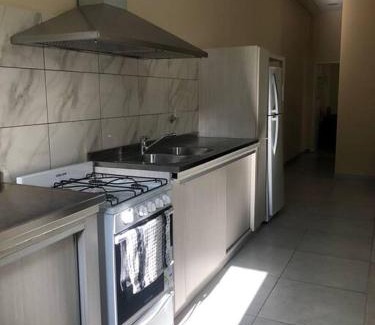 San Nicolas de los Arroyos Casa | Casa moderna y amplia con patio y cochera techada