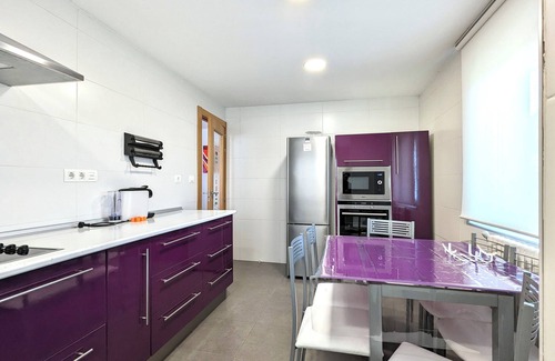 Renedo Chalet De Esquí | Casa moderno en Renedo de Pielagos