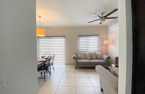 Hermosillo Casa | Casa Moderna en privada con Alberca 5 min del Aeropuerto y Consulado Americano