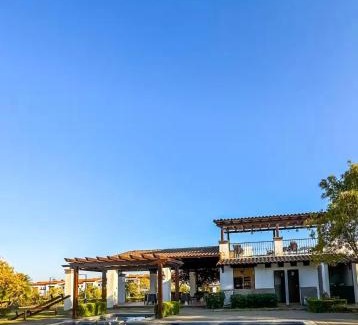 Puerto Barillas Apartamento | Casa moderna vacacional