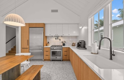 Historic Ybor Apartamento | Casa Monte Cristo Luxury Home Steps to 7th Ave