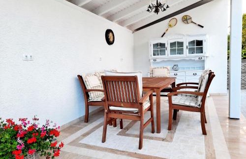 Deva Casa | Casa Mora