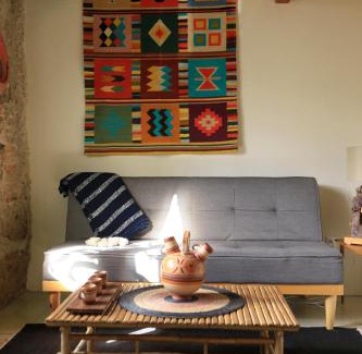 Americana Hotel | Casa Morelos by Barrio Mexico