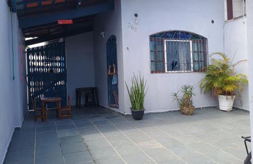 Mongagua Casa | Casa na praia com suite para temporada