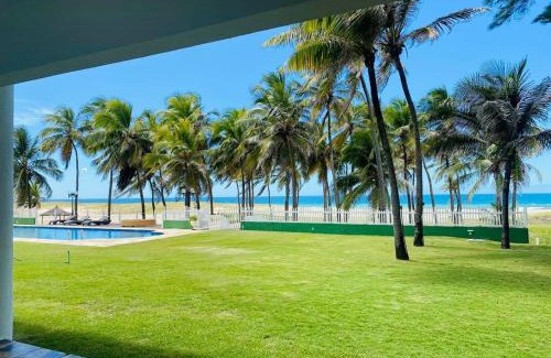 Porto das Dunas Casa | Casa na praia, Porto das Dunas, Aquiraz