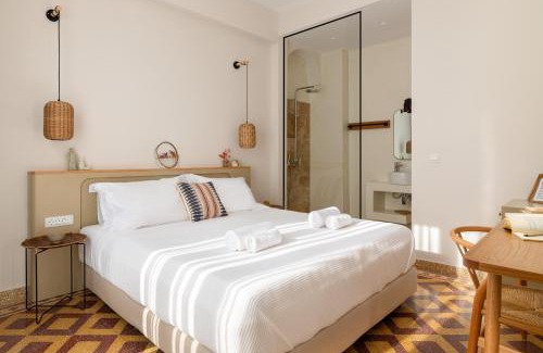 Rhodes Hotel | Casa Natura
