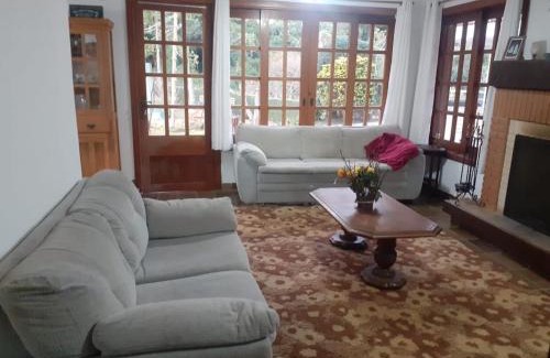 Campos do Jordao Chalet De Esquí | Casa no Capivari