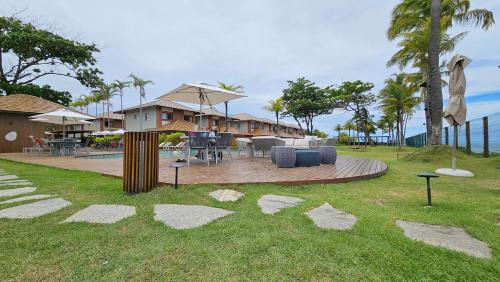 Itacimirim Casa | Casa no condomínio Marluá em frente à praia