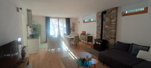Gemonio Apartamento | Casa Noa, appartamento con giardino privato
