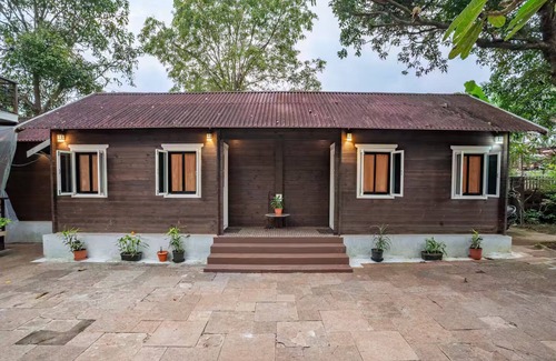 Marra Casa | Casa Nona- Peaceful Wooden Cottages in North Goa