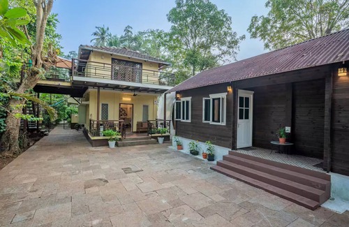 Marra Casa | Casa Nona- Peaceful Wooden Cottages in North Goa