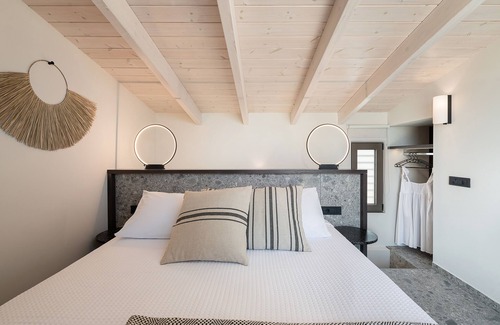 Agia Marina Cama Y Desayuno | Casa Nostos