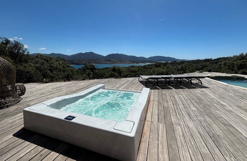 Vetricella Casa | CASA NOSTRA, sea view over Propriano bay