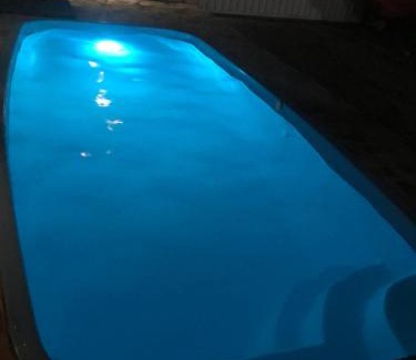 Taquaral Casa | Casa nova com piscina próxima a praia e menos de 3km do centro de Ubatuba