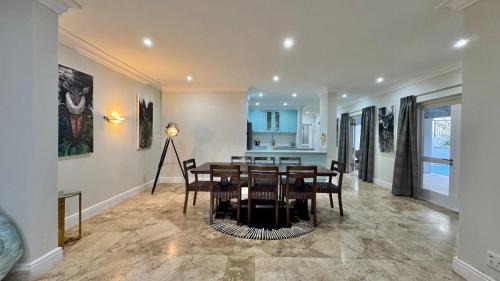 Somerset West Villa | Casa Nubia Villa with Pool