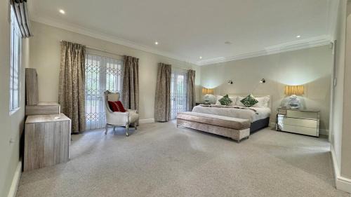 Somerset West Villa | Casa Nubia Villa with Pool