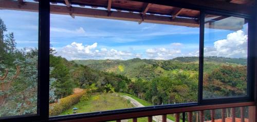 Santa Elena Casa | Casa Nyra with Jacuzzi near JMC - Santa Elena
