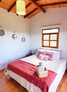 Santa Elena Casa | Casa Nyra with Jacuzzi near JMC - Santa Elena